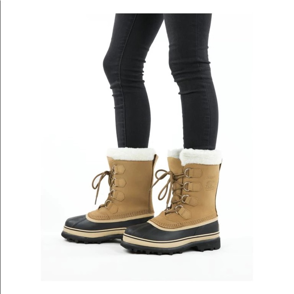 Sorel Kaufman caribou boots women’s sz 9
